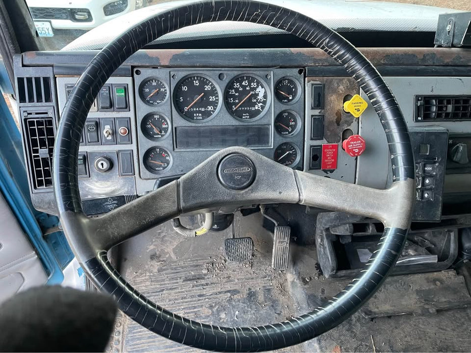 2006 Ditch Witch FX60 Vacuum Excavator on 2000 Freightliner FL70 Truck SPOKANE, WASHINGTON ref 71469137