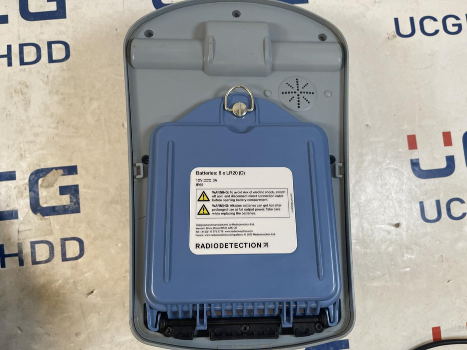 Used SPX Radiodetection RD8100 PDL & TX10 kit. Stock number: R65