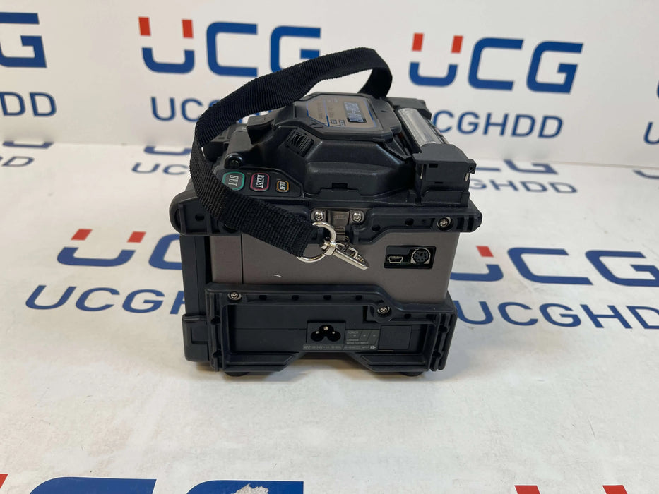 Used Fujikura FSM-60R Fusion Splicer w/CT-30 cleaver. Stock number: FJ60R - UCG