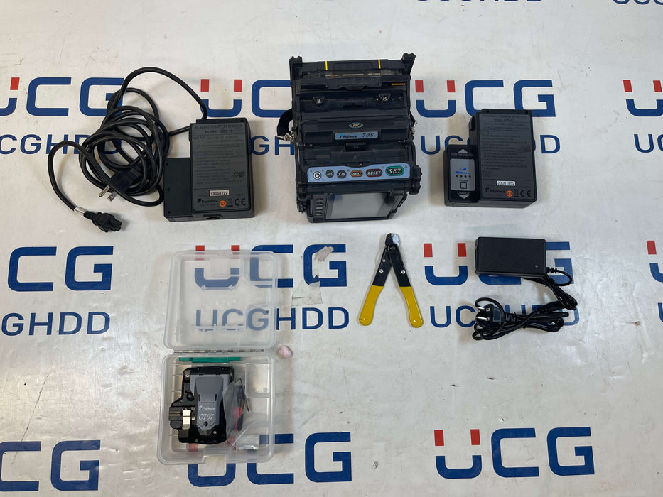 Used Fujikura FSM-70S Fusion Splicer w/CT-07 cleaver. Stock number: FJ70S1