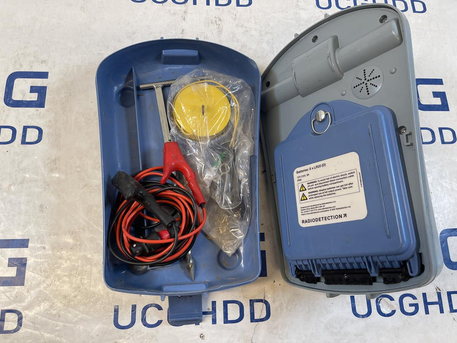 Used SPX Radiodetection RD8200 & TX10 Kit . Stock number: R16