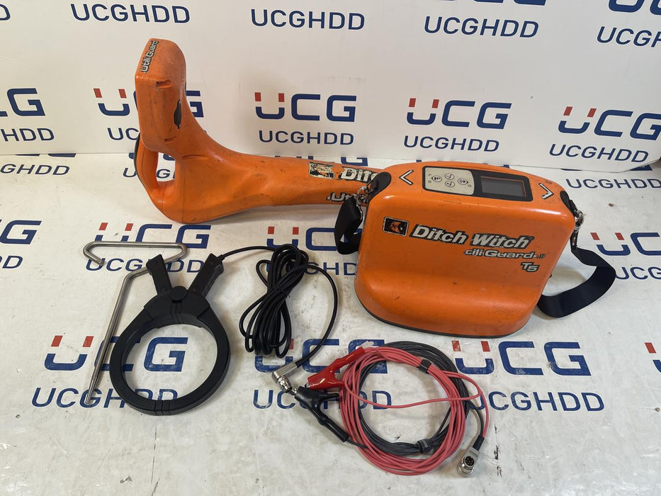 Used Ditch Witch Utiliguard Basic Receiver & T5 Basic Transmitter Kit. Stock number: U304