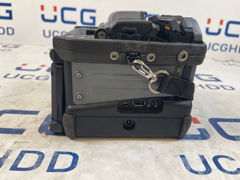 Used Fujikura FSM-90S+ Fusion Splicer w/CT-50 cleaver. Stock number: FJ90SP