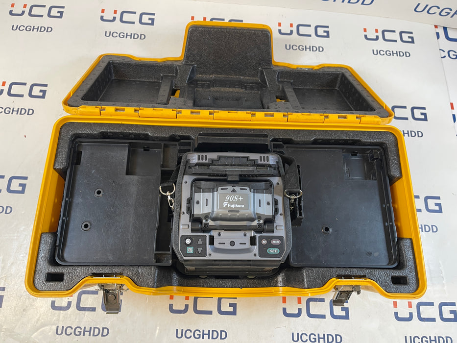 Used Fujikura FSM-90S+ Fusion Splicer w/CT-50 cleaver. Stock number: FJ91S