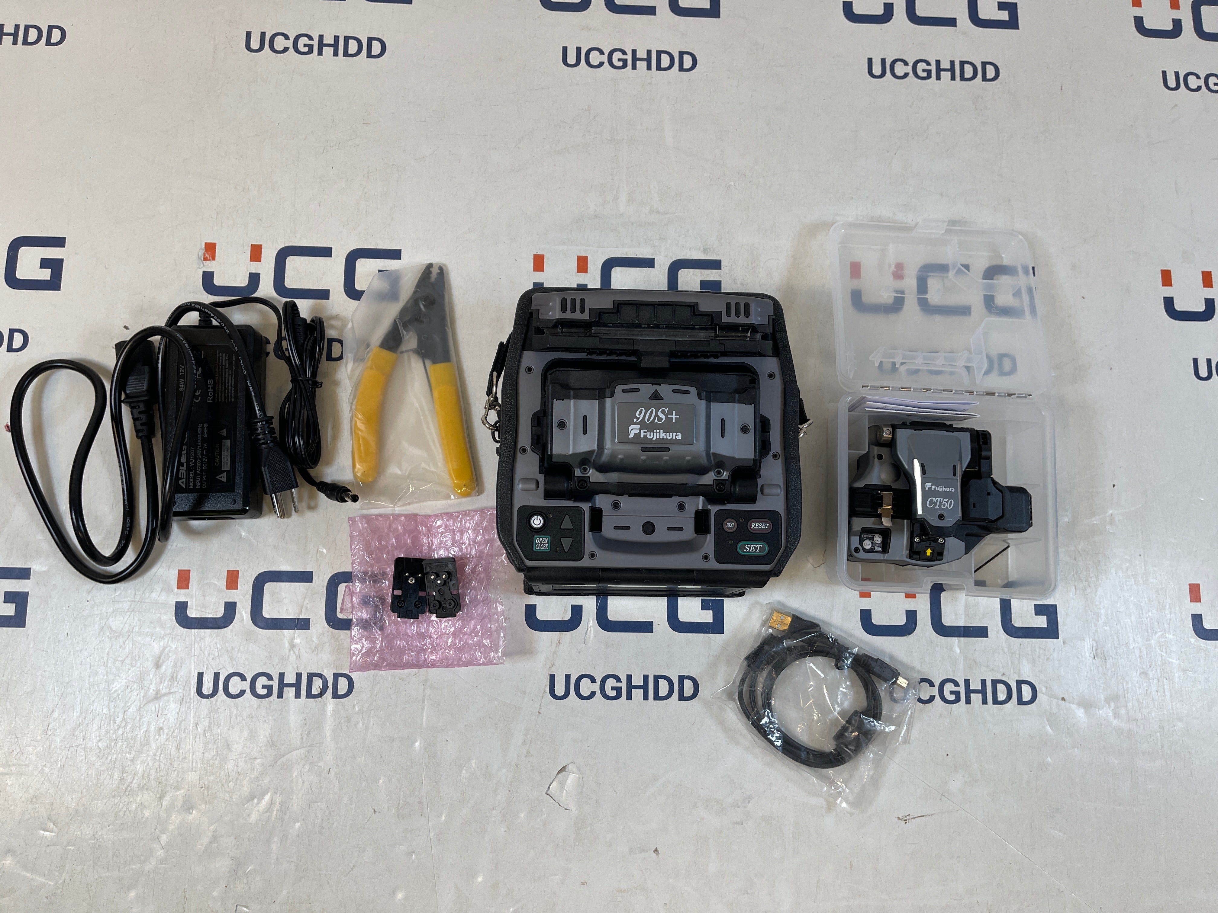 Used Fujikura FSM-90S+ Fiber Fusion Splicer kit for Sale — UCG