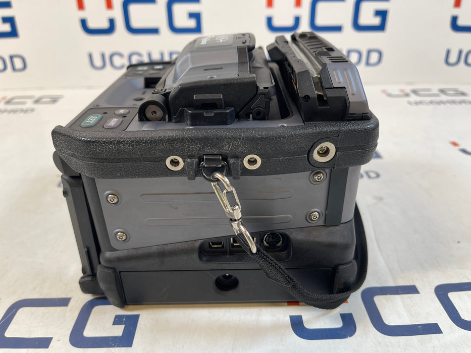 Used Fujikura FSM-90S+ Fusion Splicer w/CT-50 cleaver. Stock number: FJ91S