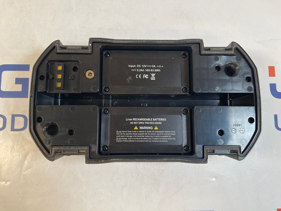 Used Vivax Metrotech vLoc3-Pro (Alkaline) & Loc3-10Tx (Li-Ion) Repaired Utility Locator Set. Stock number: V25