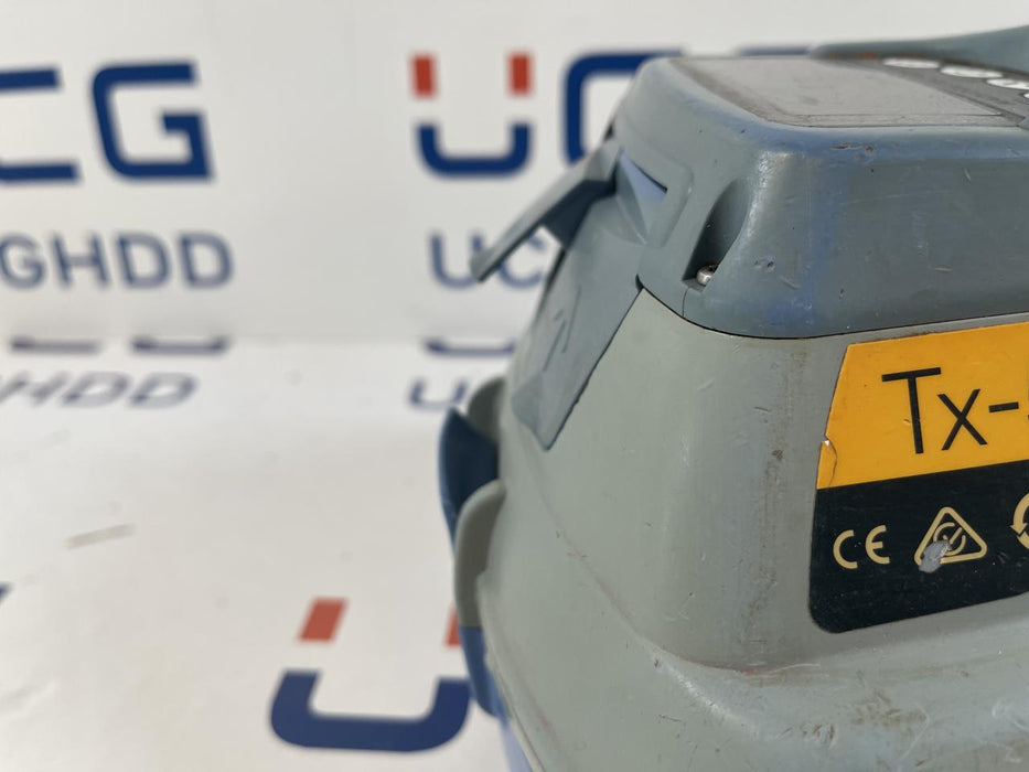 SPX Radiodetection RD7000+ DL & TX5 kit (Used). Stock number: R25