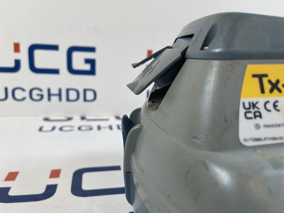 Used SPX Radiodetection RD7100 TL & TX10 kit. Stock number: R54