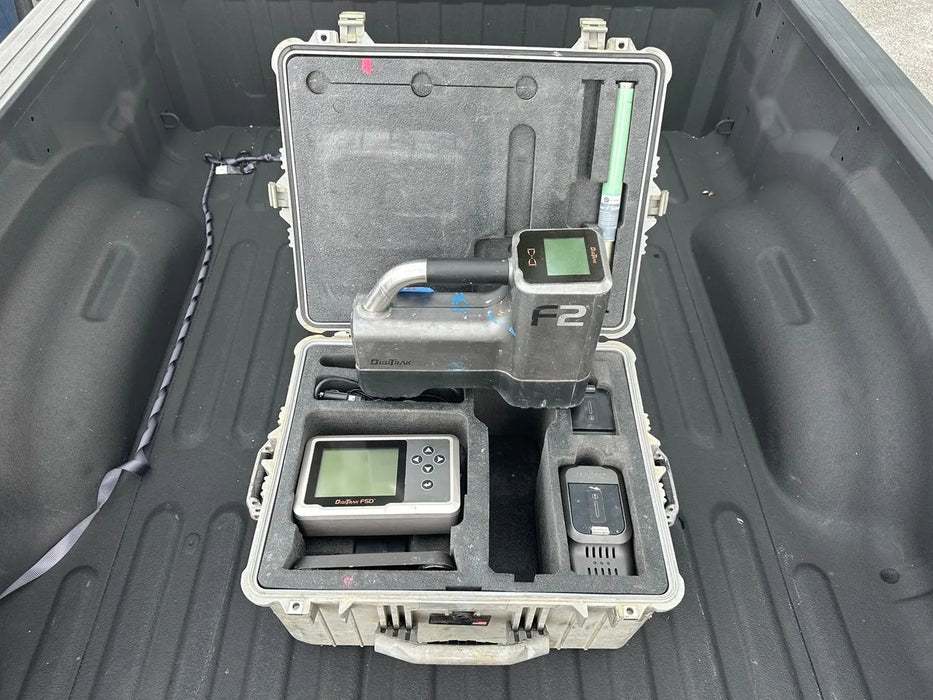 Manager's Special Used DigiTrak F2 Set - F2 Locator (Receiver) with FSD™ Remote Display. Stock number: MS352 - UCG